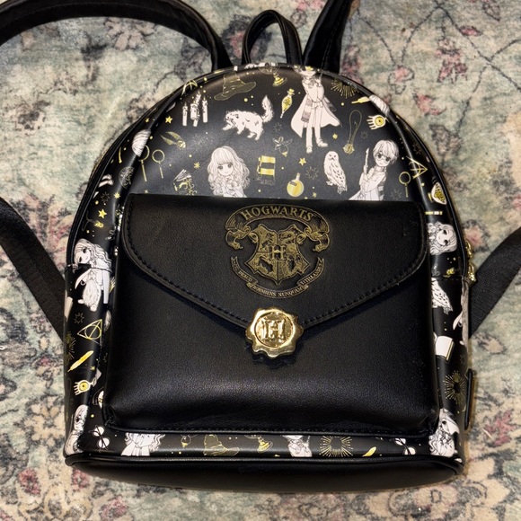 Hogwarts mini backpack - Picture 1 of 4